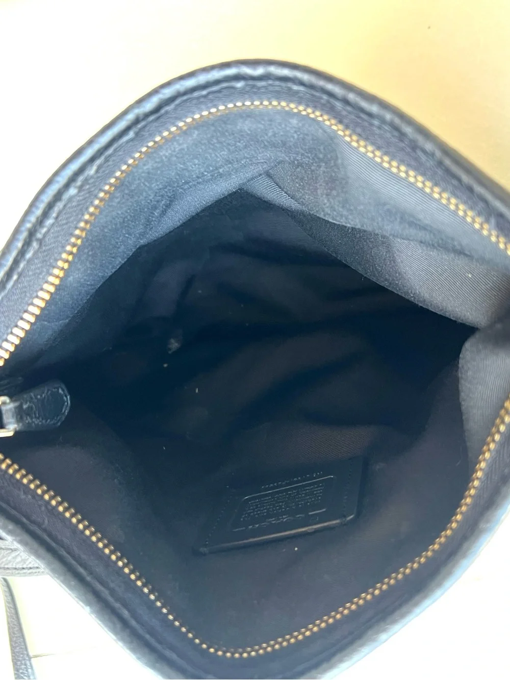 COACH Black Pebbled Leather File Messenger Crossbody Bag Gold Logo Purse
